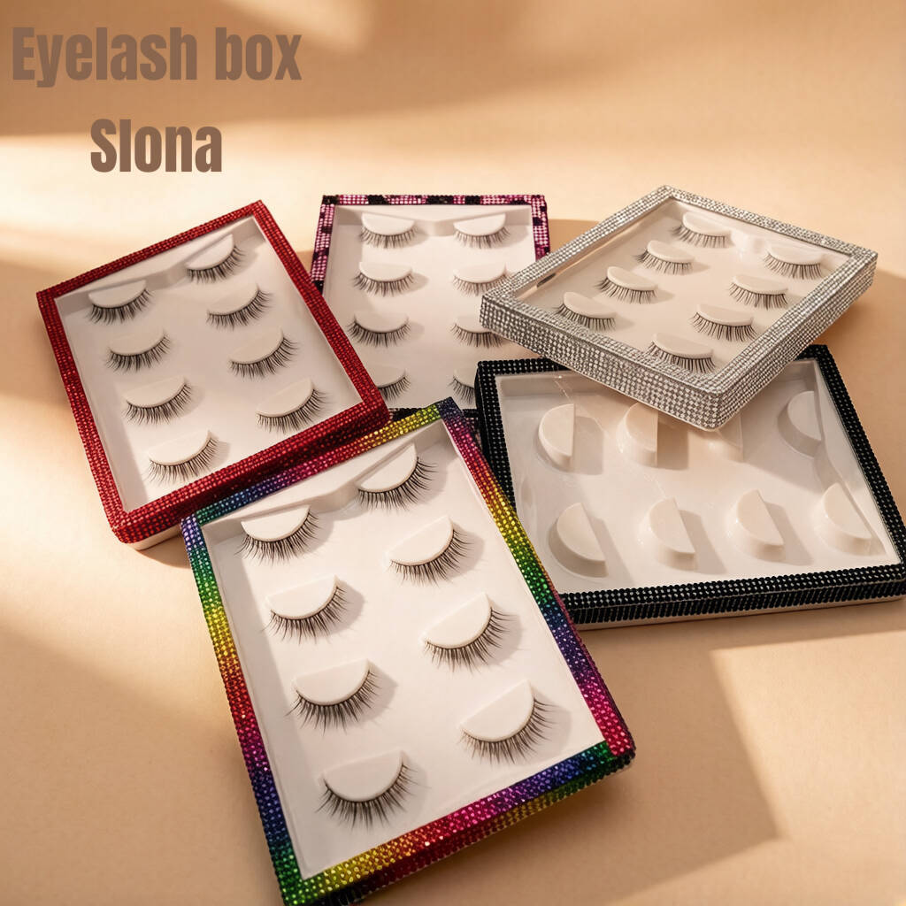 4 pairs of diamond-studded eyelash boxes