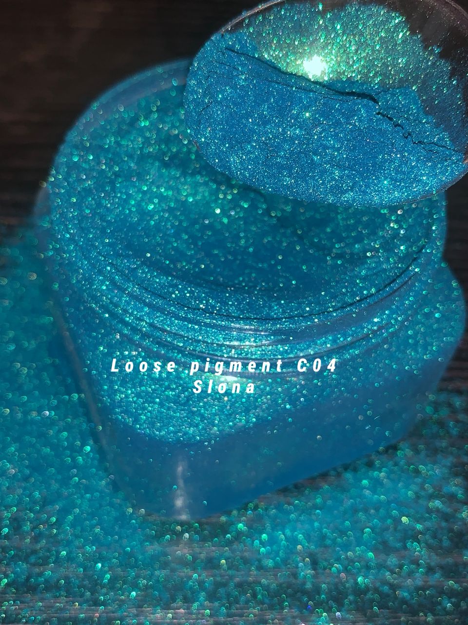 C04