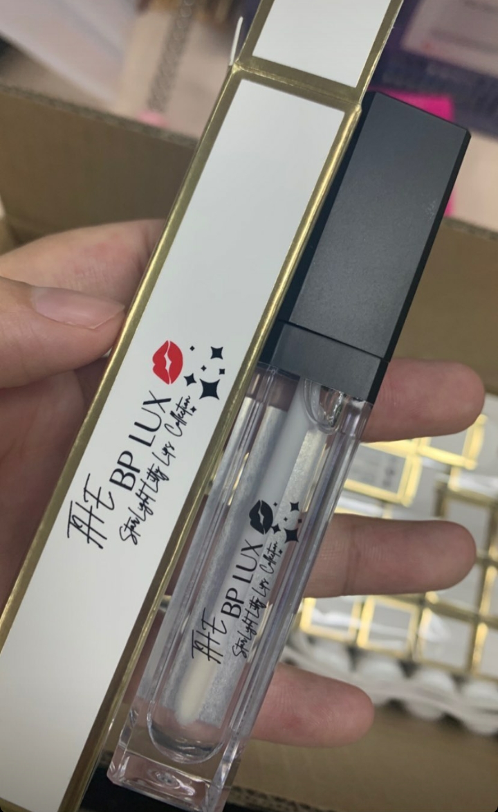 P17 Private label with lip gloss and matte liquid lipstick 113 colors nude lipgloss