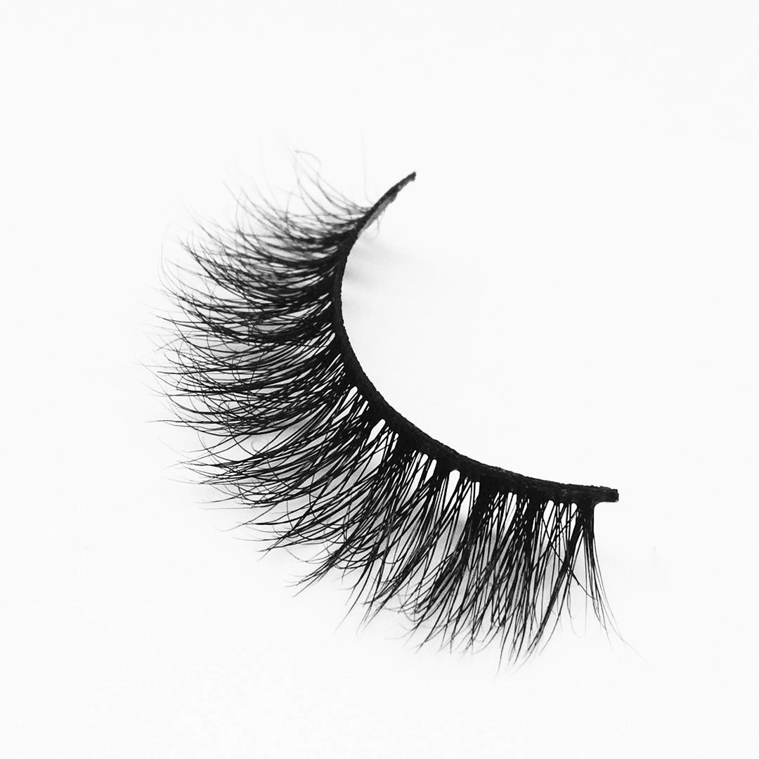 M094 Wholesale private label eye lashes 3d mink false strip eyelashes with customized packaging