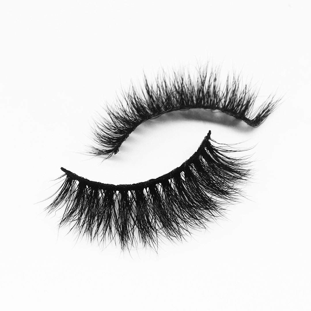 M107 Top sponsor listing Lashes3d F164-181 Mink Eyelashes Private Label Bulk 18mm 3d Mink Lashes