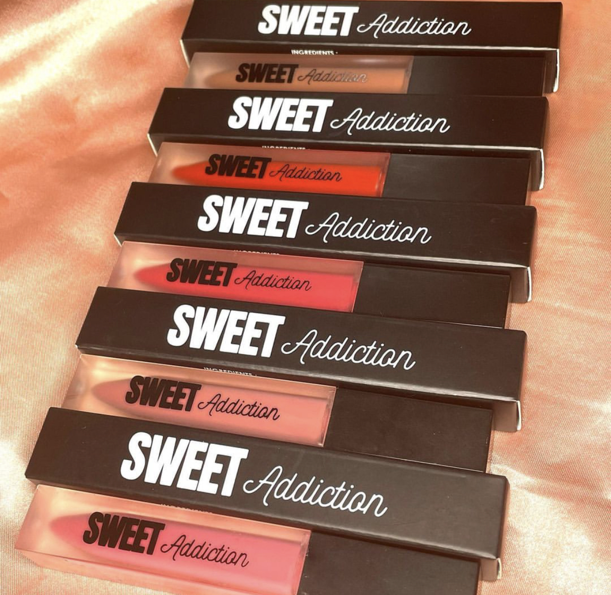 P25 Custom glitter private label shiny colors lipgloss shimmer cruelty free vegan pencil tube kids lip gloss