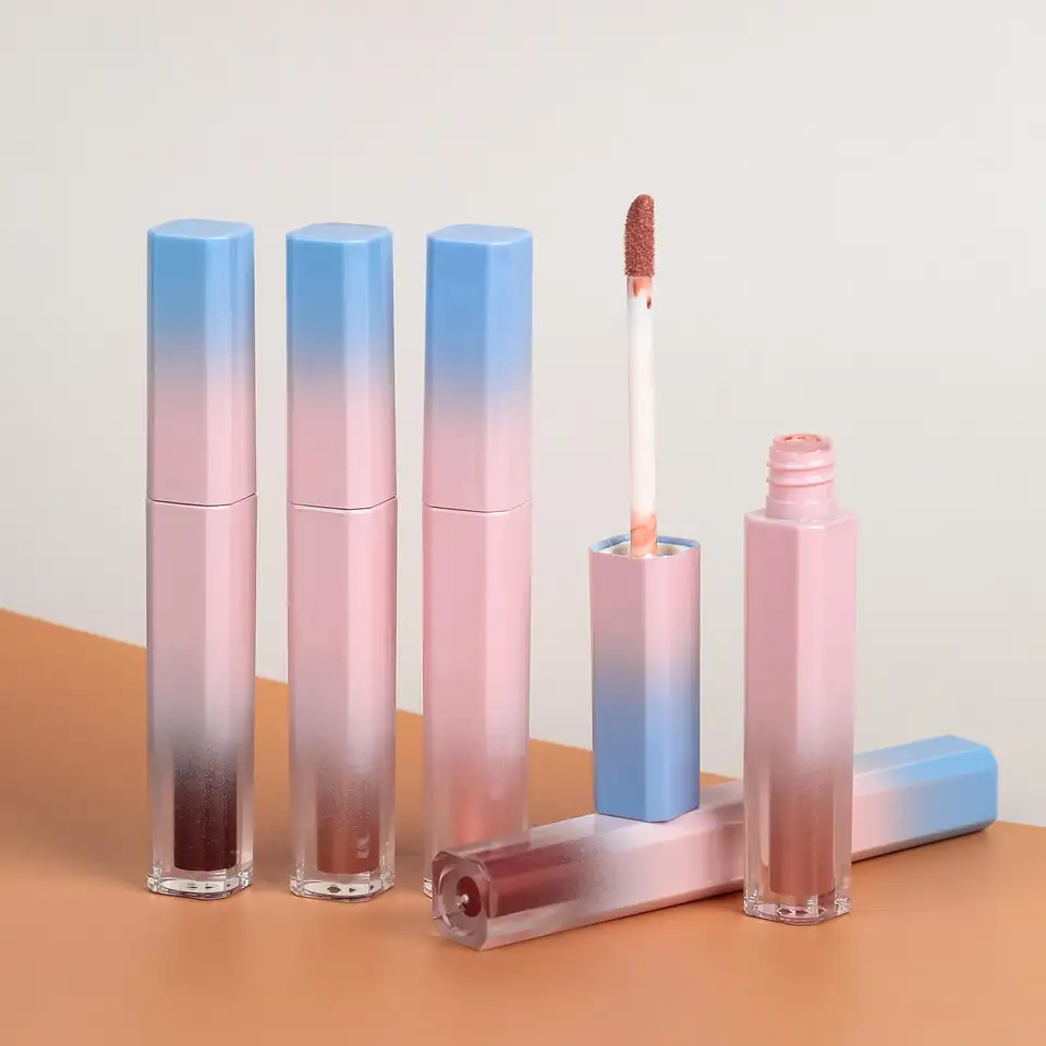 P8 High pigment Lipgloss Bulk lip plumping gloss customized logo vegan private label lip gloss coesmetics vendors clear lip gloss